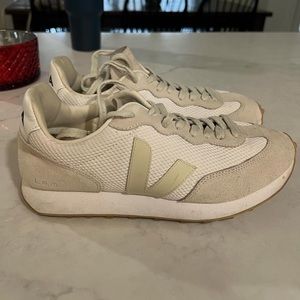 Veja Sneakers Size 10 women’s $80